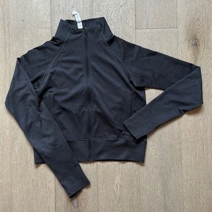 breathable textured knit training jacket black/graphite grey sz 4 lululemon euc